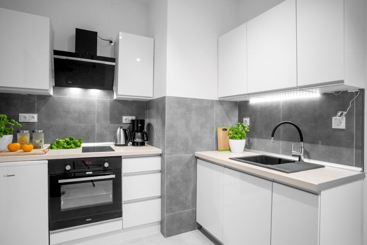 Apartamenty Homely Place Centrum - Stary Rynek - Parking Poznań Esterno foto