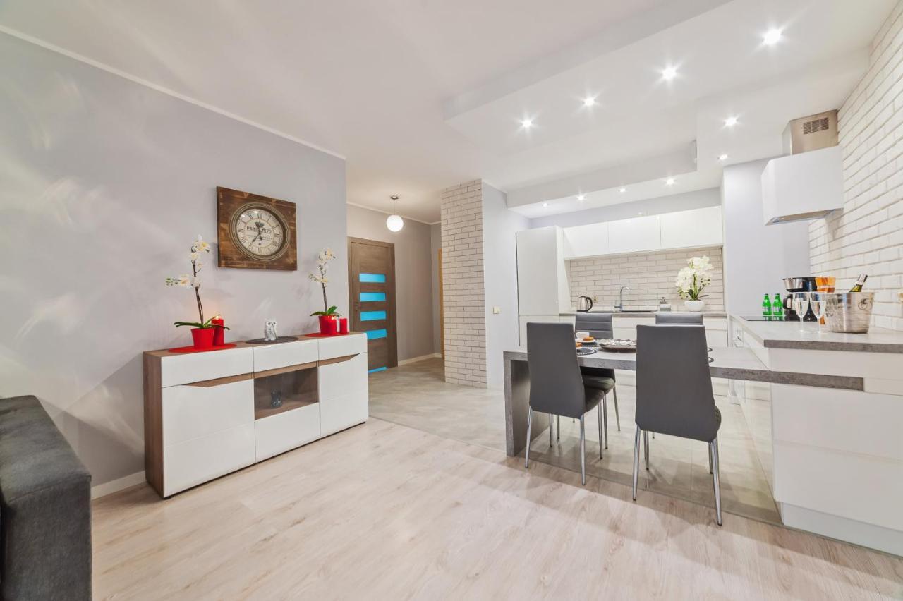 Apartamenty Homely Place Centrum - Stary Rynek - Parking Poznań Esterno foto