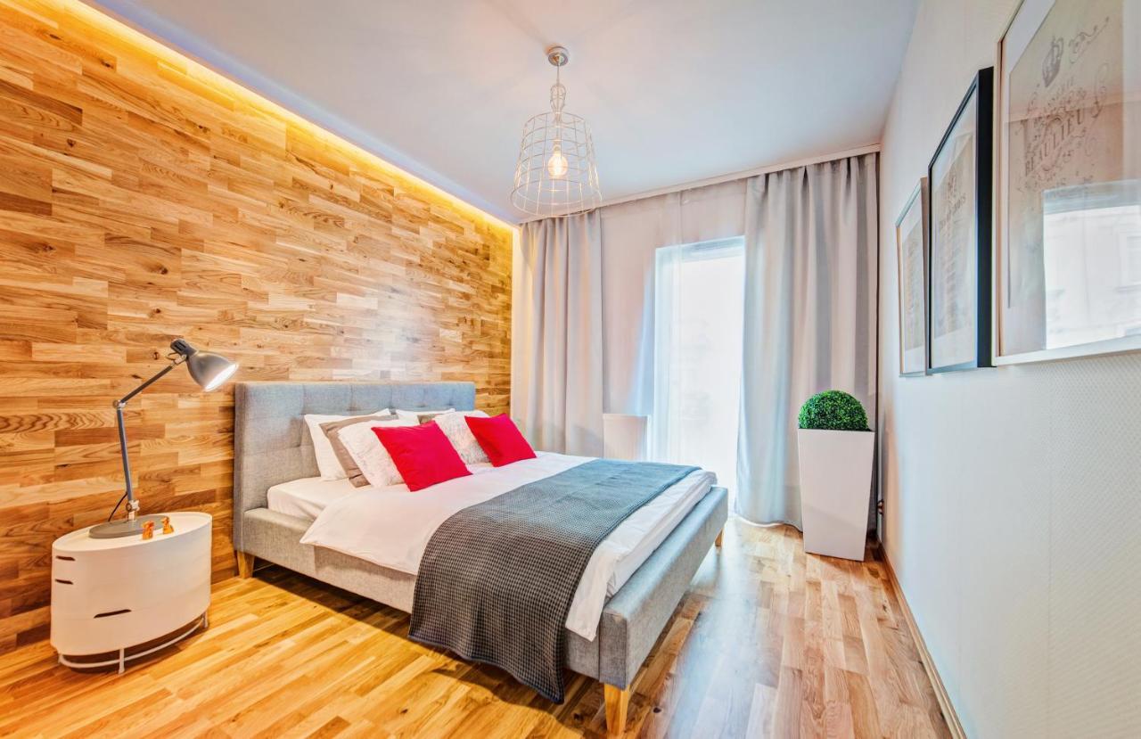 Apartamenty Homely Place Centrum - Stary Rynek - Parking Poznań Esterno foto