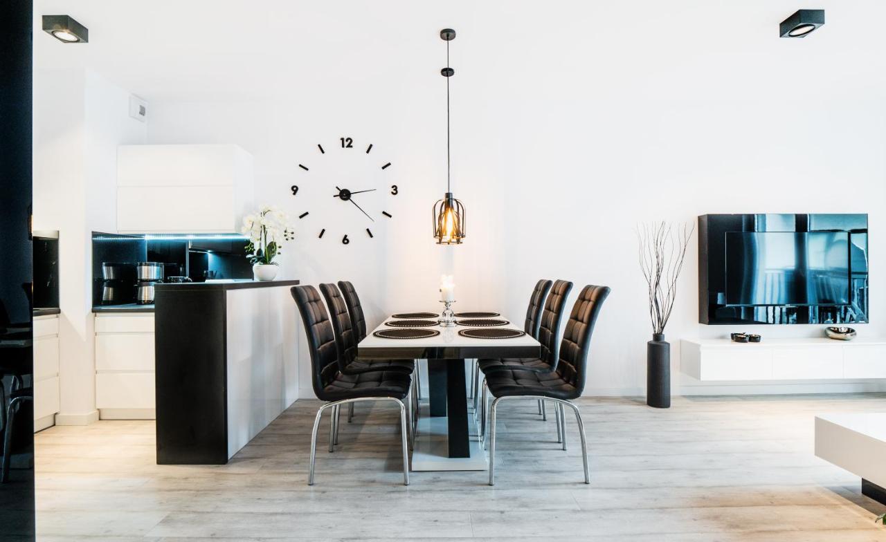 Apartamenty Homely Place Centrum - Stary Rynek - Parking Poznań Esterno foto